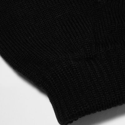 Black knit fingerless gloves